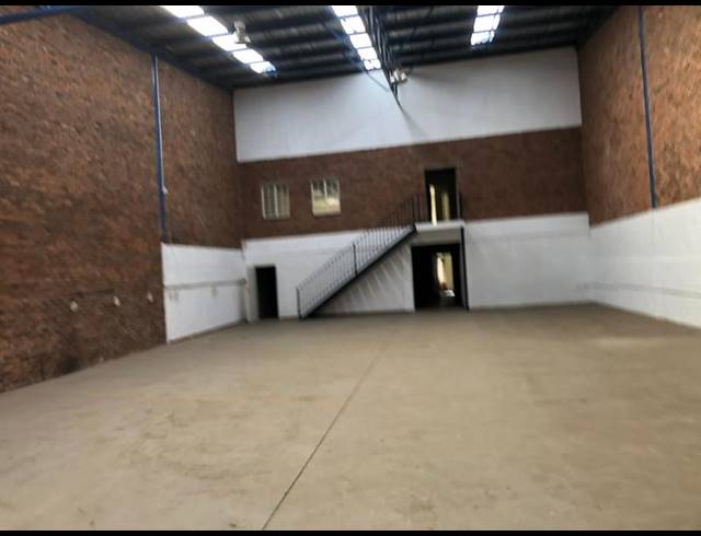INDUSTRIAL PROPERTY TO RENT IN HALFWAY HOUSE
